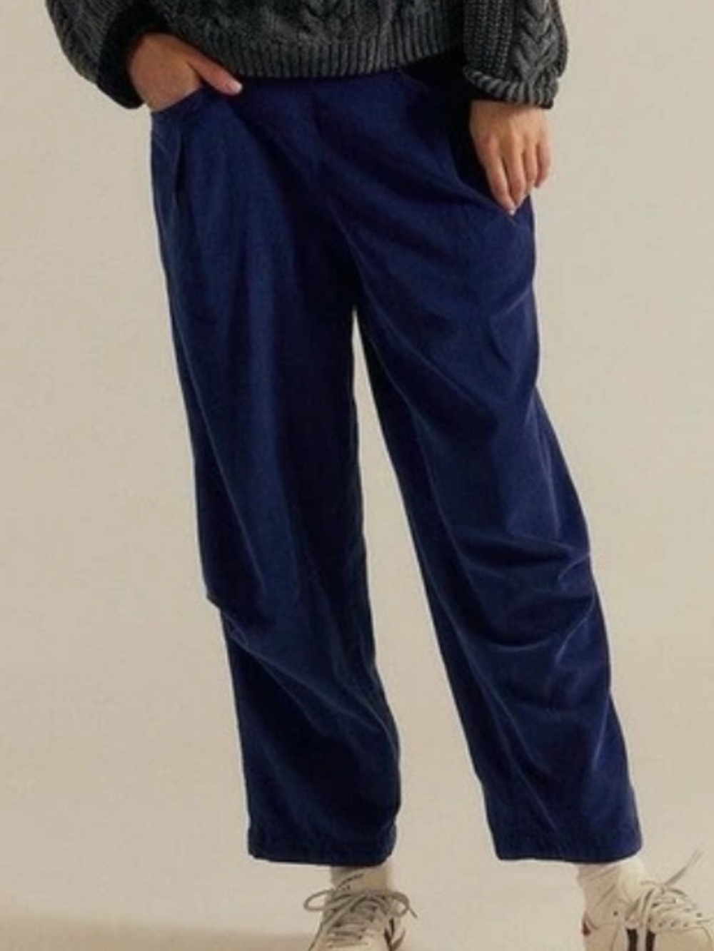 Free People We the Free Nice Choice Cord Jeans Size Small Navy Blue